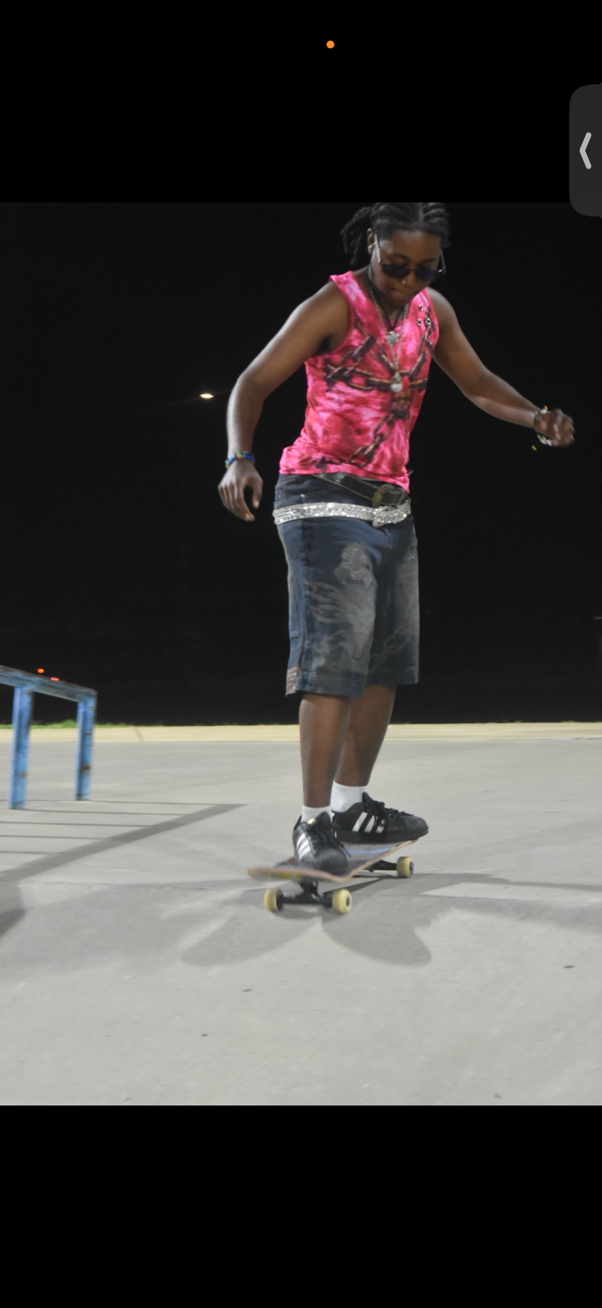 The Bond Muscle Tee - Pink